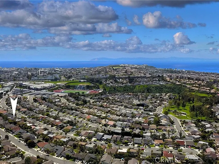 33152 Christina Dr — Photo 25