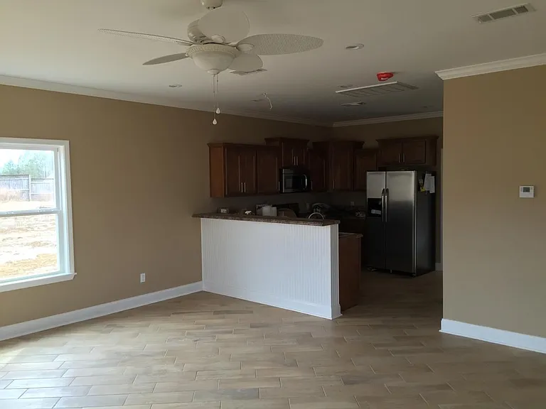 1319 Ashleys Dr — Photo 4