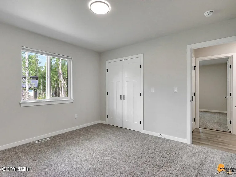 4251 W Ose St — Photo 16
