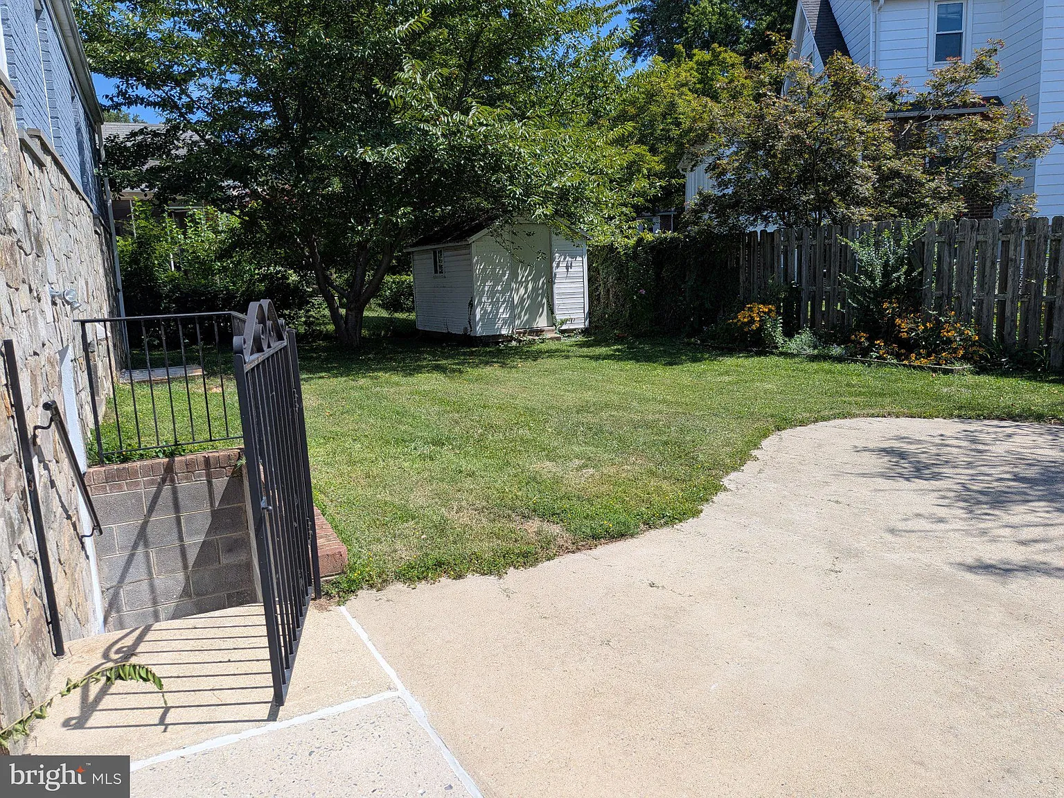 1 bed, 1.0 bath, 950 sqft, $1,900 — Photo 3