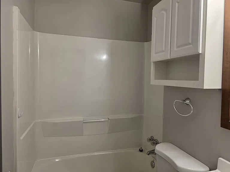 9413 Edmund Dr — Photo 8