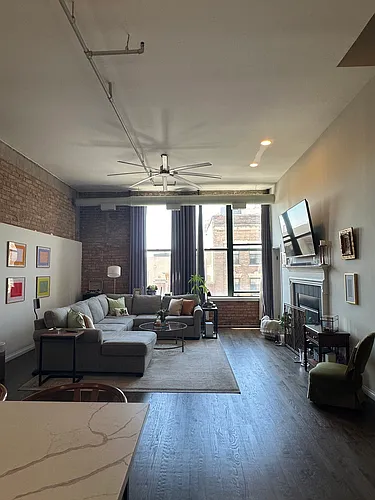 3151 N Lincoln Ave #316 Photo 1