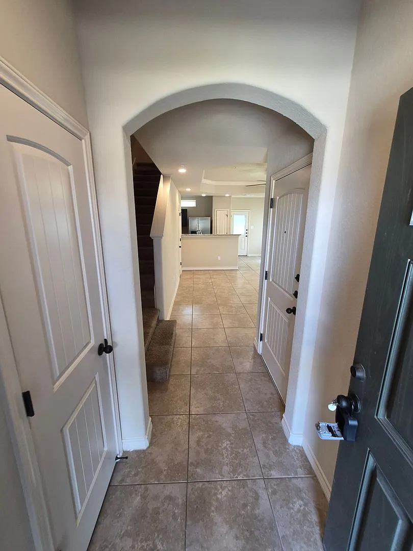 6502 Marcel Way #101, San Antonio, TX. 78233 — Photo 2