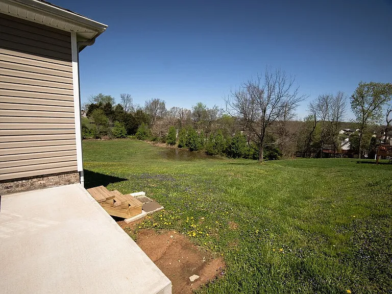 955 Russet Dr — Photo 24