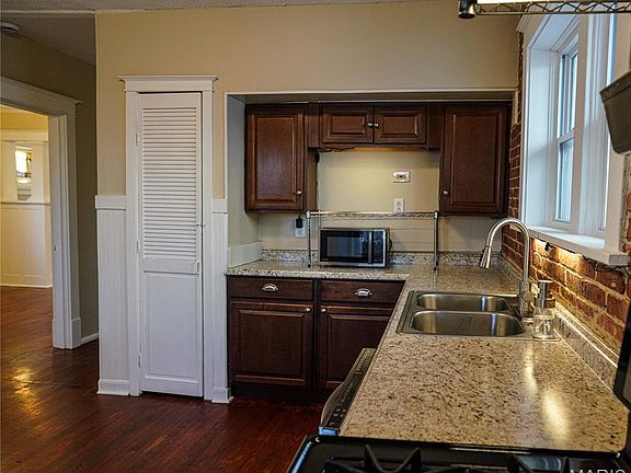 5th image of 2262 Blendon Pl