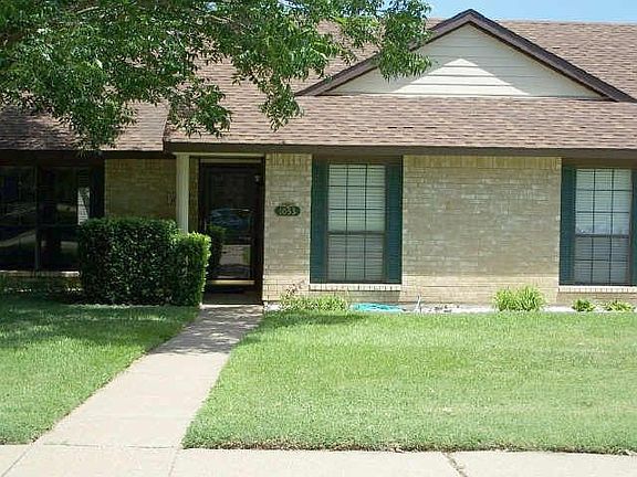2nd image of 1053 Granite Ln