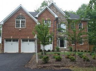 8511 Loraine Ave, Alexandria, VA 22308