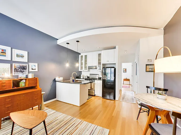 116 N Carolina Ave SE #302 — Photo 17