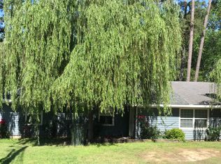 112 Shoreline Dr, Thomasville, GA 31757
