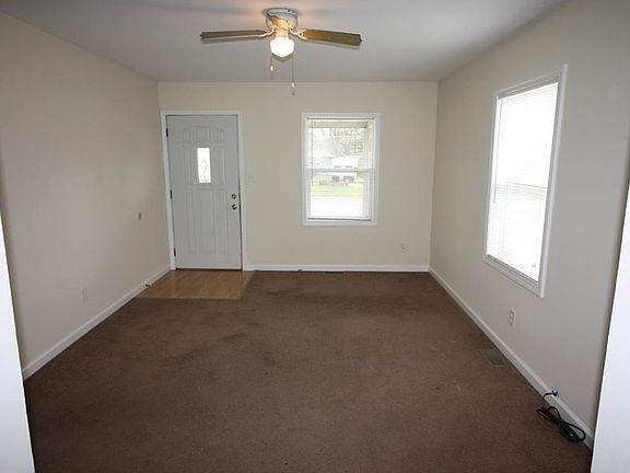 2nd image of 566 Glendale Dr