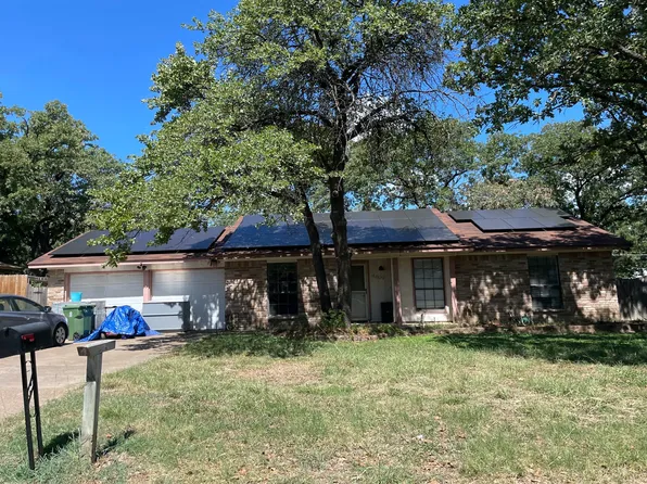 4609 Bayberry Dr, Arlington, TX 76017