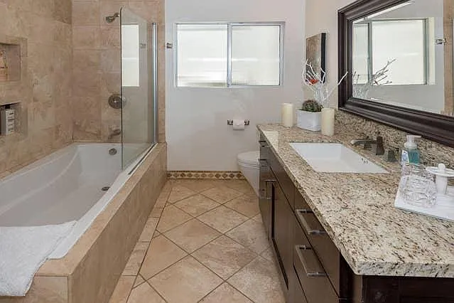 160 N Crescent Dr #205 — Photo 5