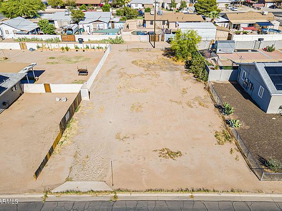 3rd image of 1028 N BROWN Avenue #18