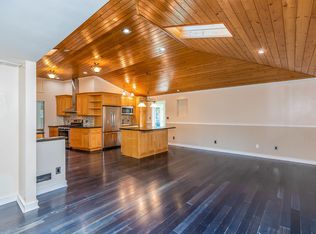 19225 Marine View Cir SW, Normandy Park, WA 98166