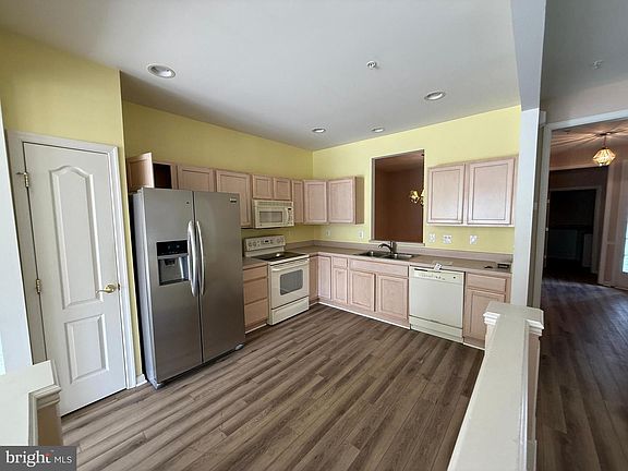 2nd image of 62 Aspen Hill Dr #26-3