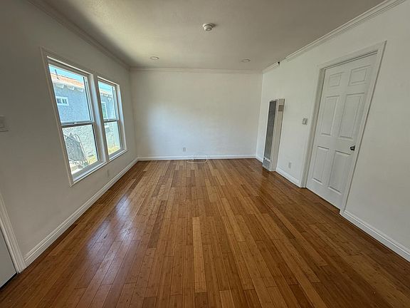 3rd image of 1302 W 109th St #1A