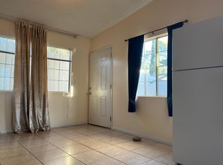 3563 Encinal Ave #B, La Crescenta, CA 91214