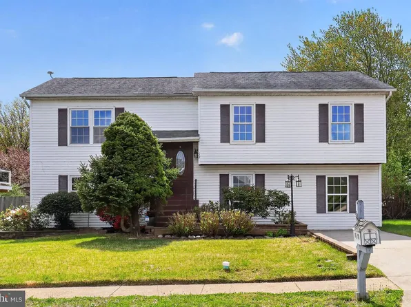 52 Castle Run Dr, Bear, DE 19701