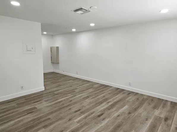 (undisclosed Address), Hollywood, FL 33020