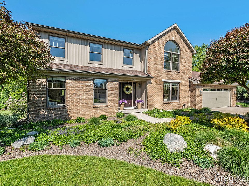 1st image of 1785 Middleground Dr SE