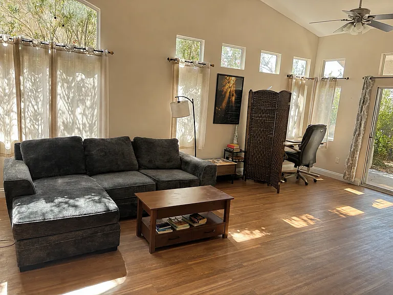 9753 Arrowcrest Ave — Photo 16