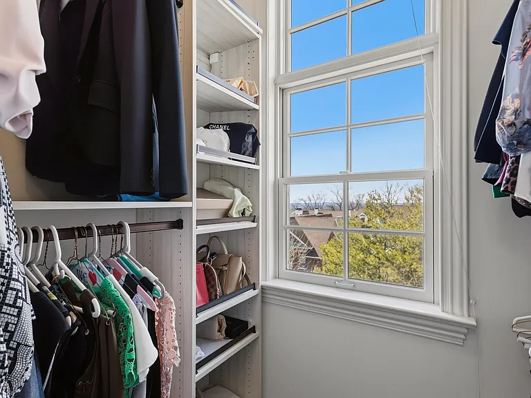 605 Heights Ln — Photo 28