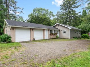 1915 M 51, Niles, MI 49120