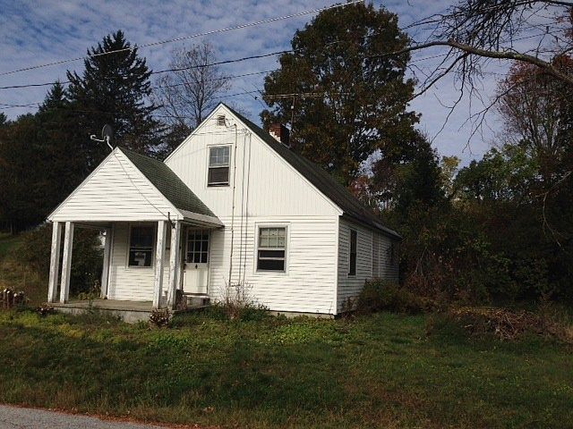 2nd image of 297 Martin Meadow Rd
