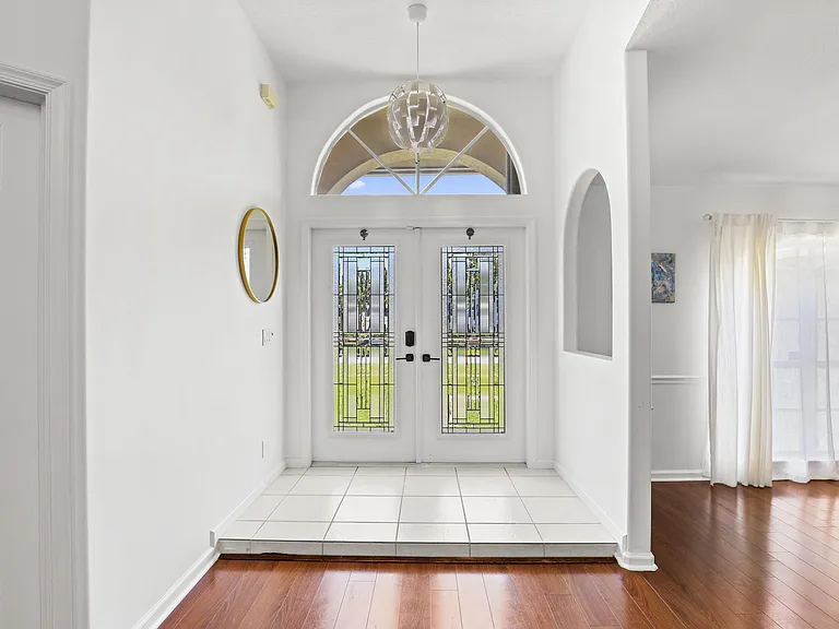 13885 Sheffield St — Photo 5