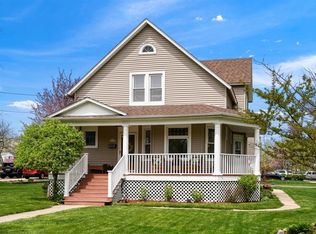 207 W Fremont Ave, Elmhurst, IL