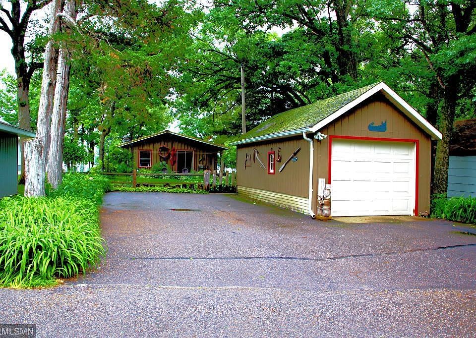 Road property line