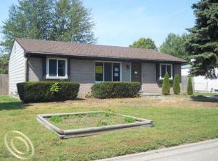 41411 Saal Rd, Sterling Heights, MI 48313