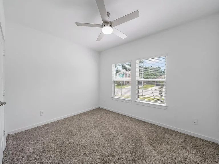 14206 Wonder Lake Ln — Photo 6