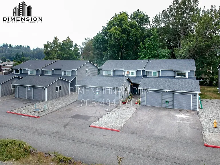 2025 M St NE — Photo 1