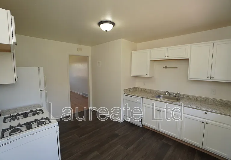4475 E Yale Ave — Photo 6