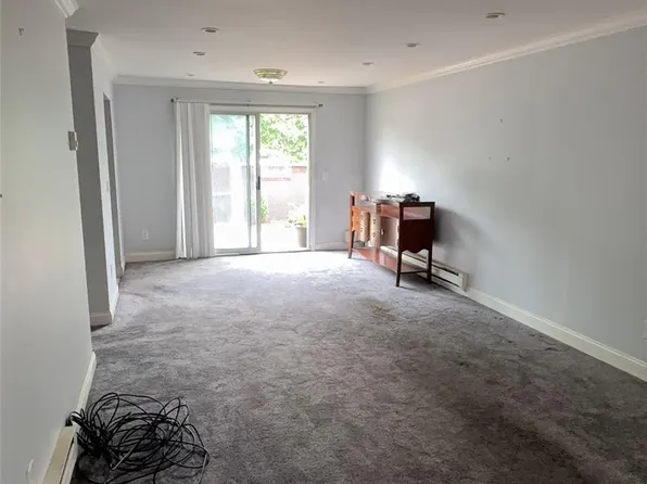 15 Harrison Avenue #57G, Amityville, NY 11701