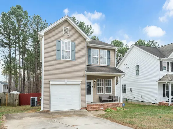2811 Erinridge Rd, Raleigh, NC 27610