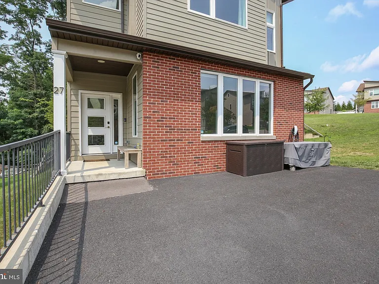7354 Ridge Ave #27 — Photo 39