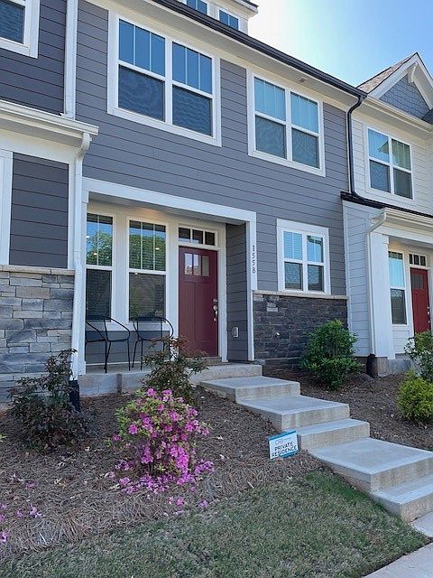 1st image of 1558 Cedar Tree Dr
