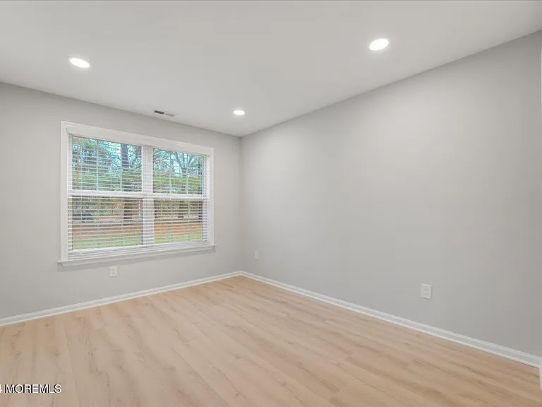 785 Banyan Ct — Photo 8