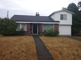 3903 SW Southern St, Seattle, WA 98136