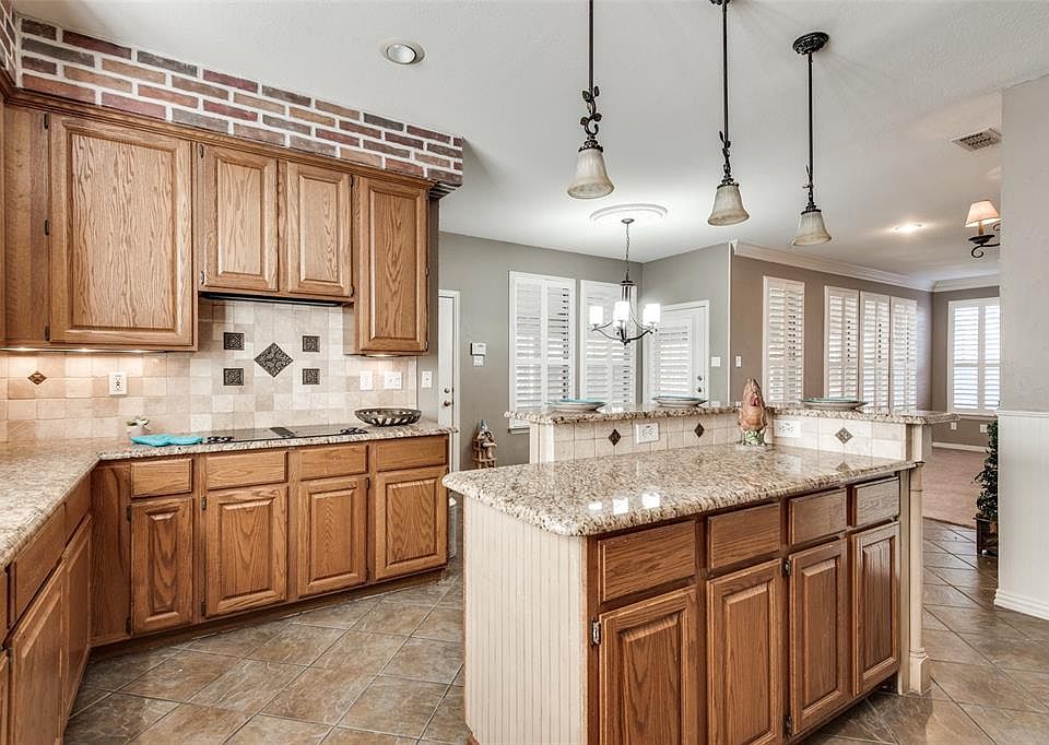 1st image of 209 Beechwood Ln