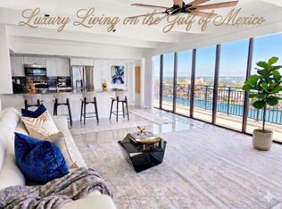 7600 Bayshore Dr, Saint Petersburg, FL 33706