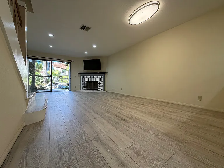 230 Kauai Ln — Photo 8