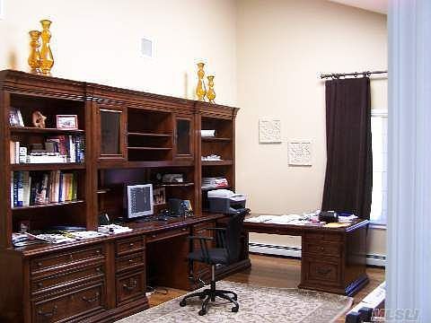 2nd image of 122 Wexford Dr