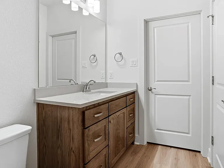 309 Railroad Ave — Photo 20