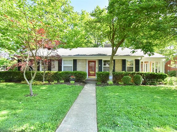 2nd image of 499 Hollyhill Dr
