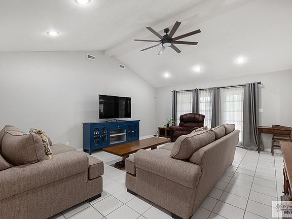 4th image of 1674 Knobhill Dr
