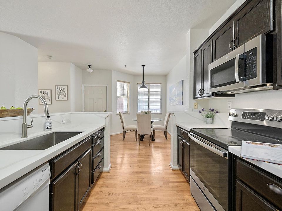 1st image of 250 Santa Fe Ter APT 319