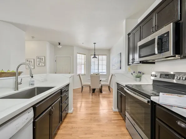 250 Santa Fe Ter APT 319, Sunnyvale, CA 94085